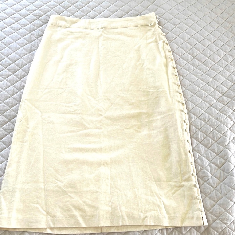 Linen cute button detail Madewell skirt